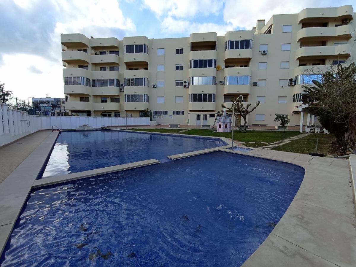 Love Shack Flat In Quarteira Center Екстериор снимка