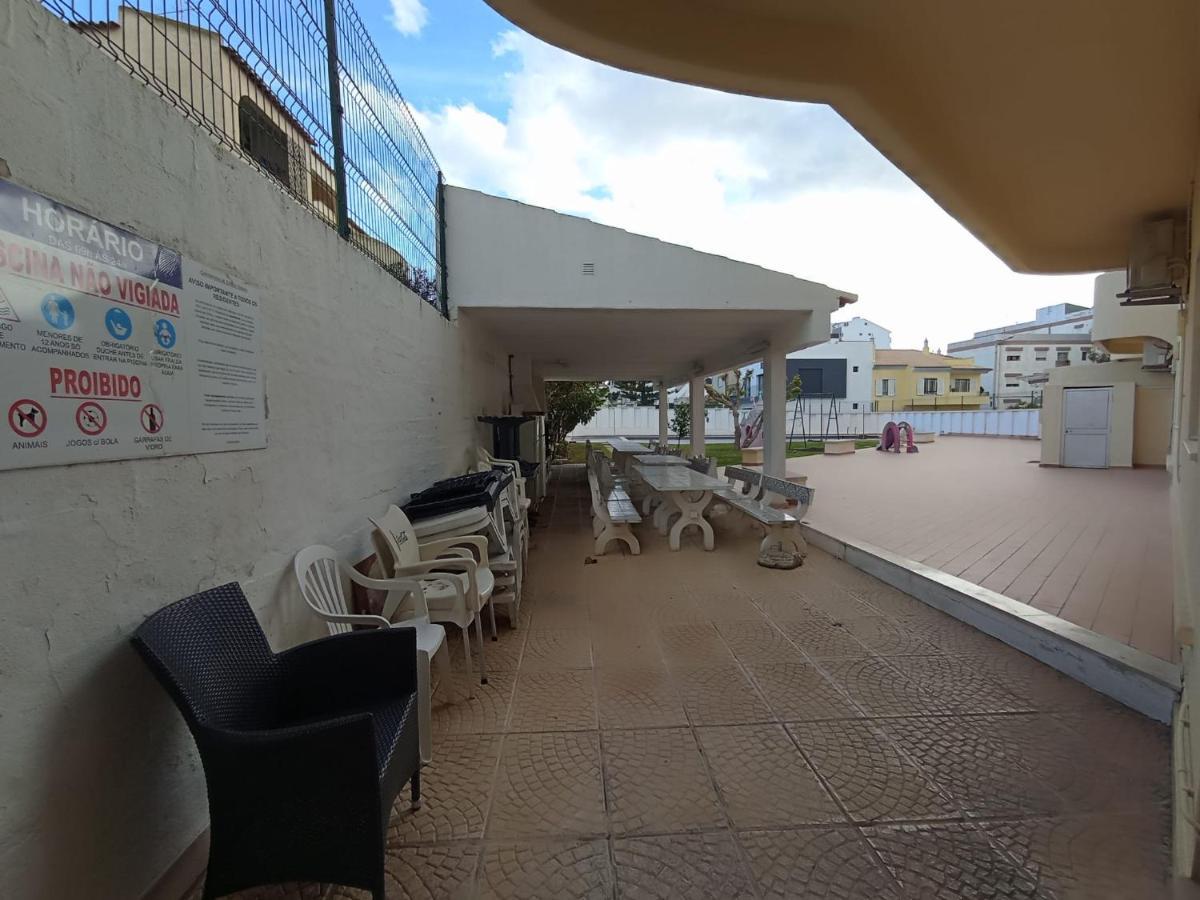 Love Shack Flat In Quarteira Center Екстериор снимка