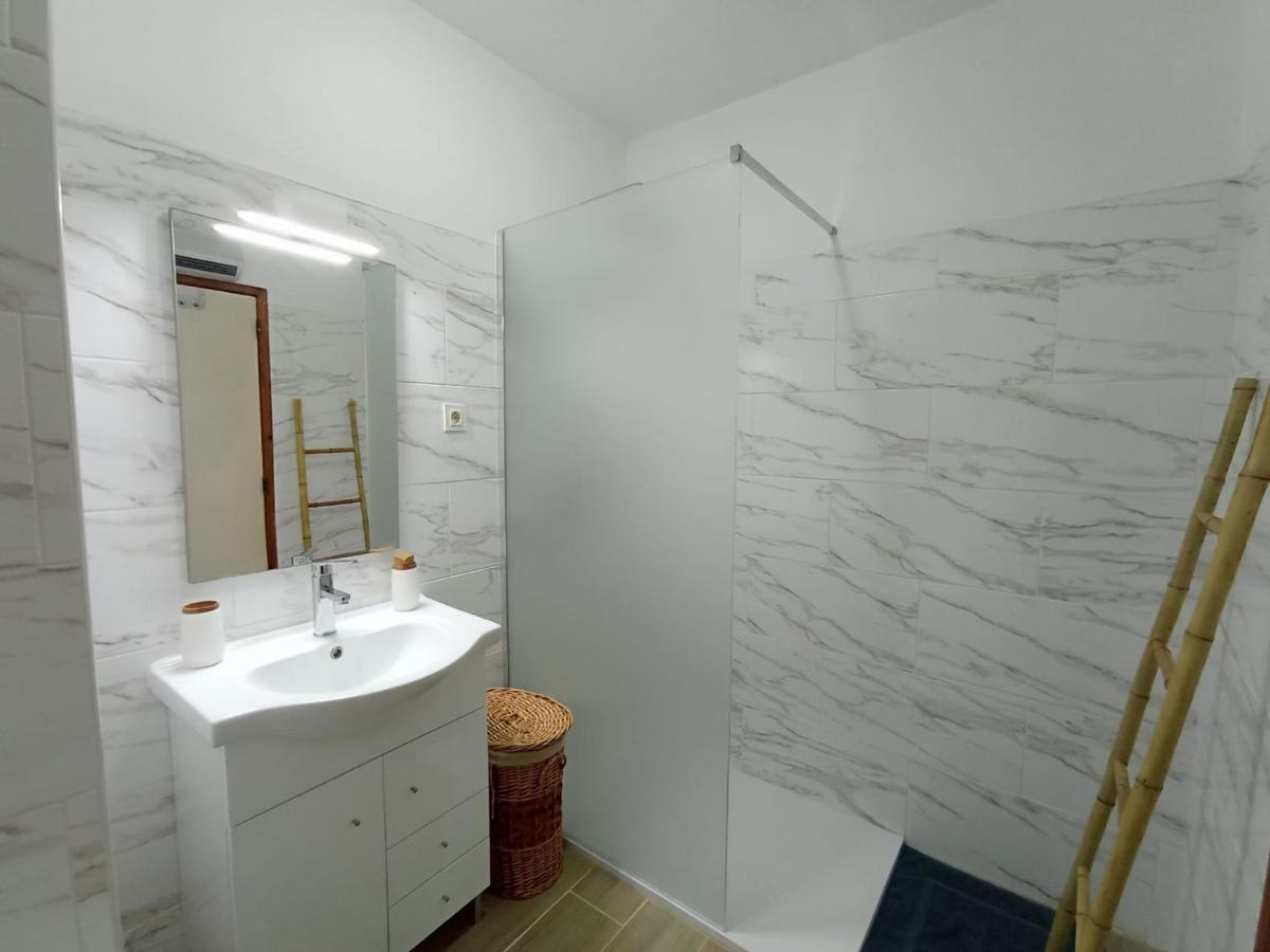 Love Shack Flat In Quarteira Center Екстериор снимка