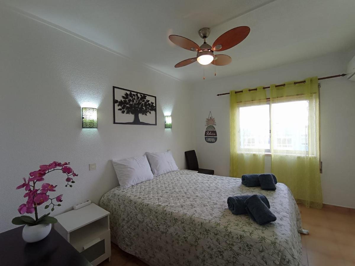 Love Shack Flat In Quarteira Center Екстериор снимка