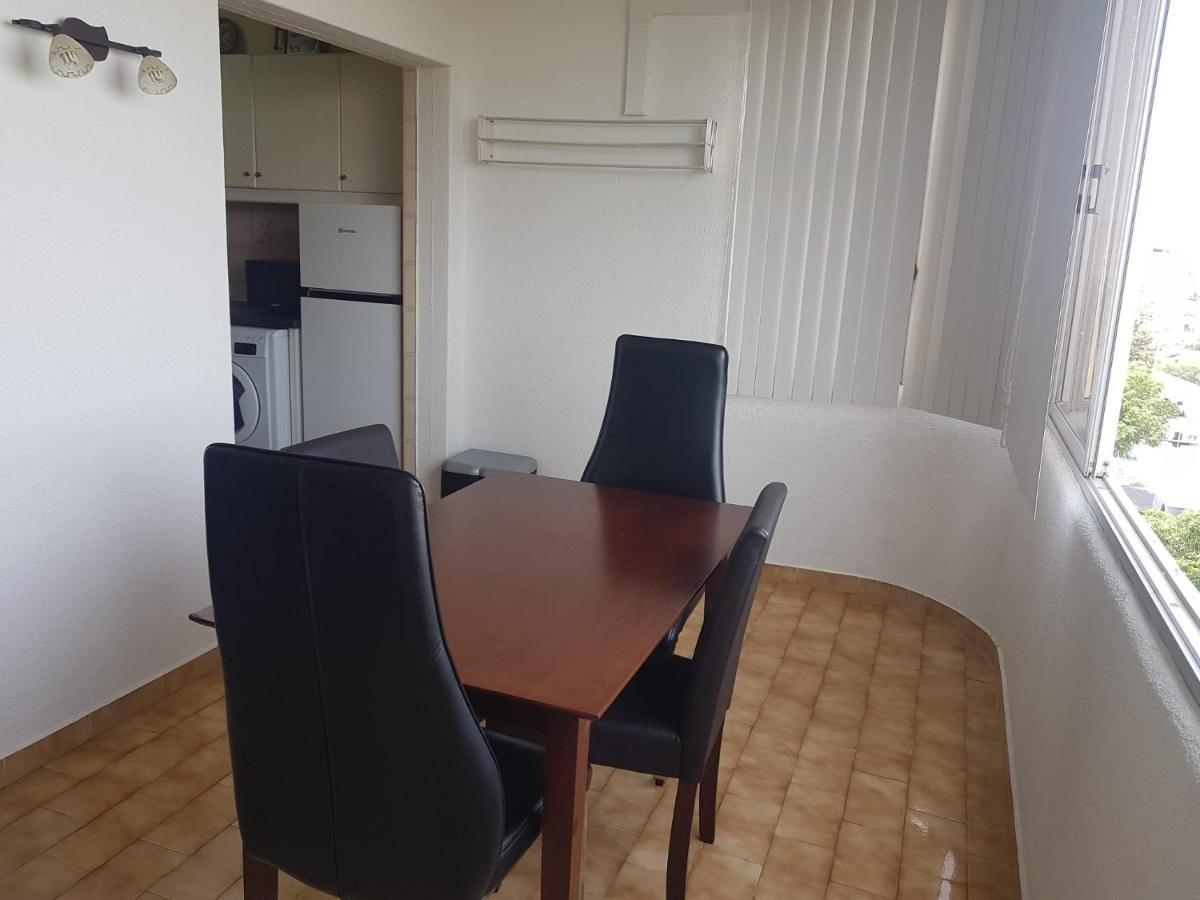 Love Shack Flat In Quarteira Center Екстериор снимка